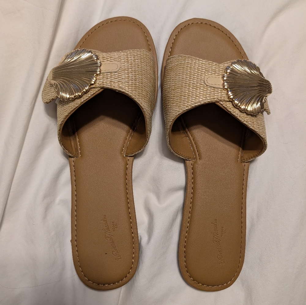Universal Thread Sandals 9.5